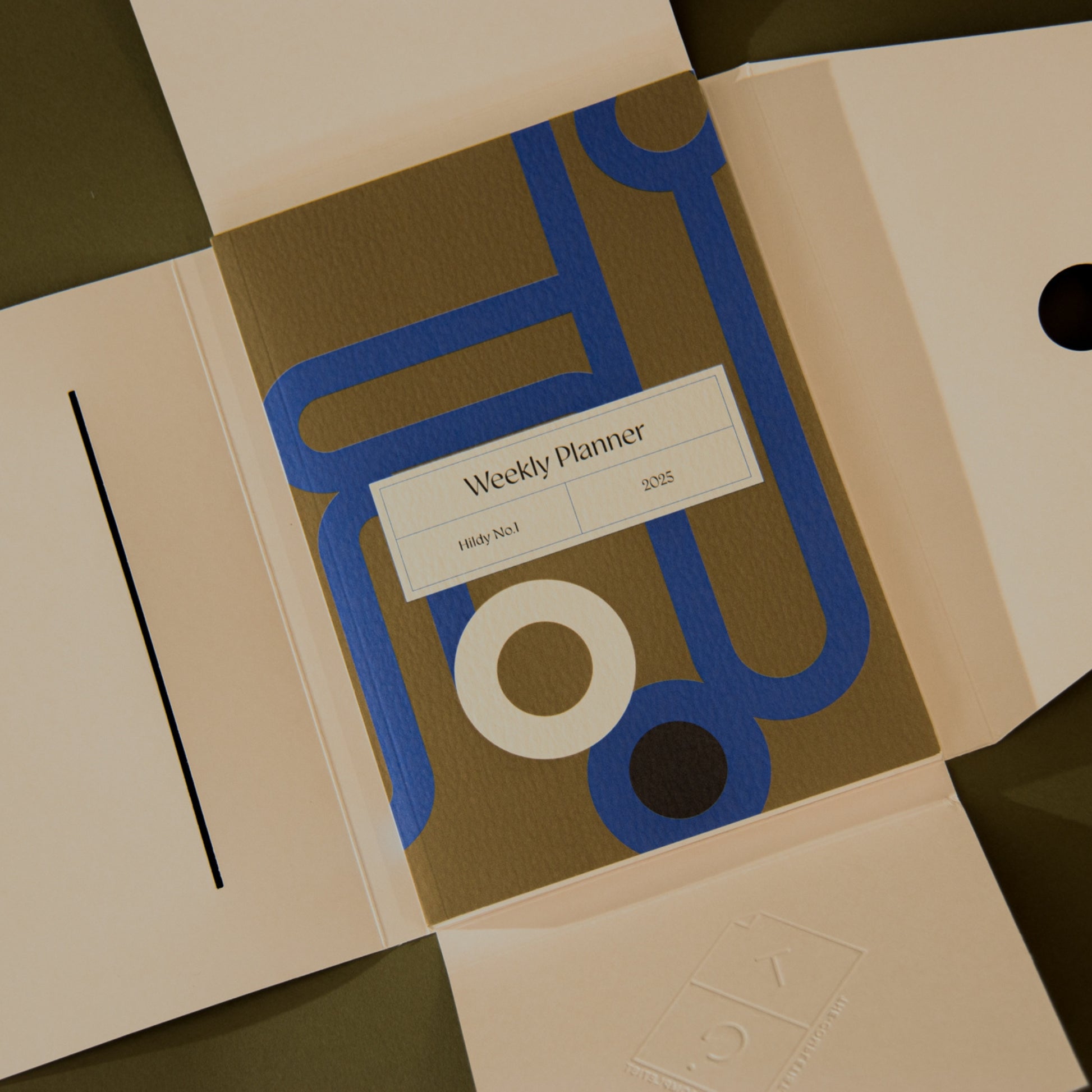 2025 Weekly Planner - Hildy / Papersmiths x The Completist