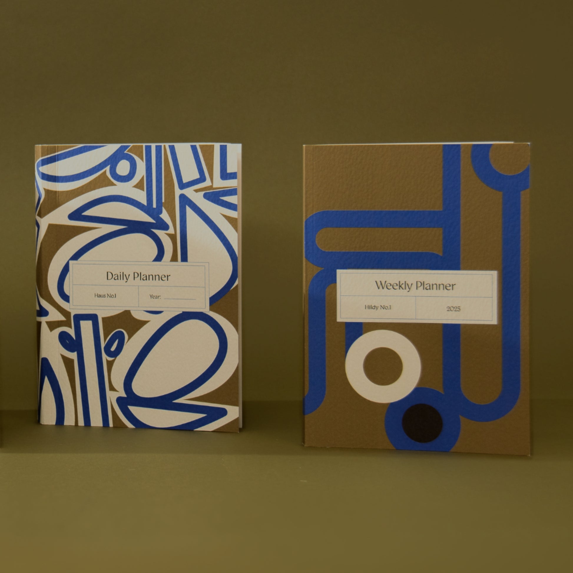 2025 Weekly Planner - Hildy / Papersmiths x The Completist