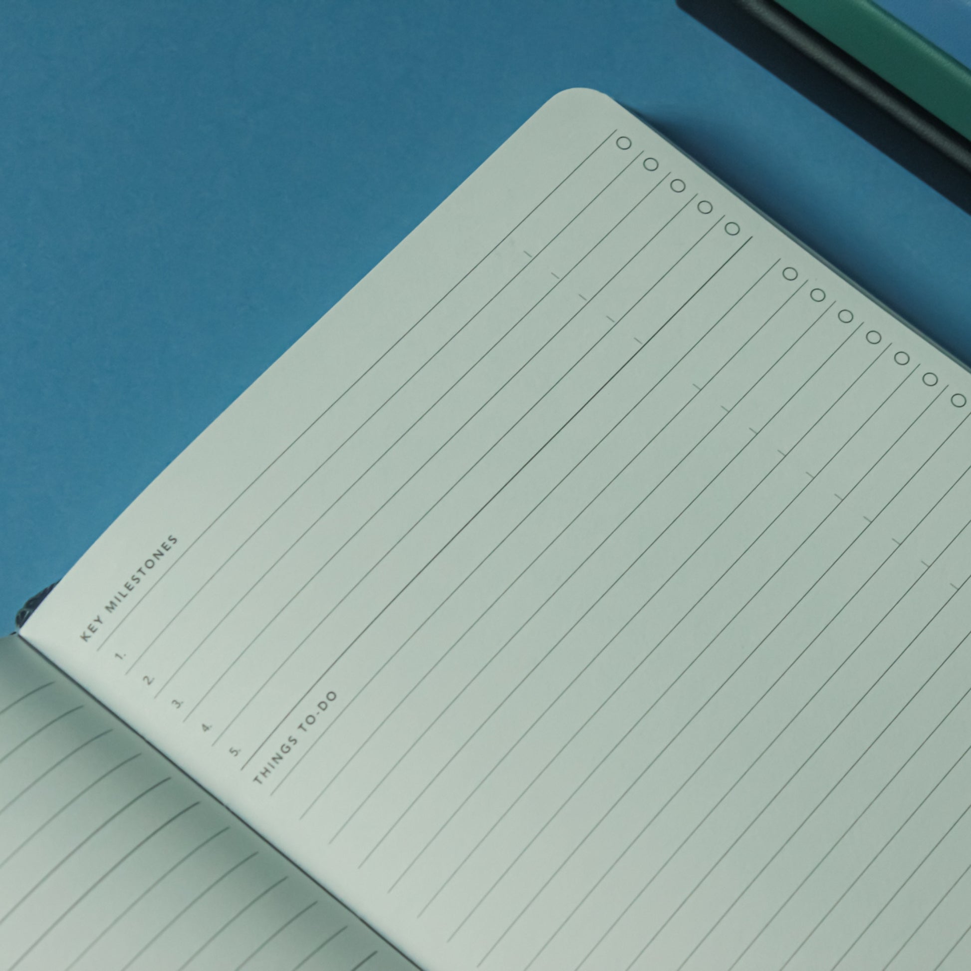 2025 Weekly Spread Diary - Sand