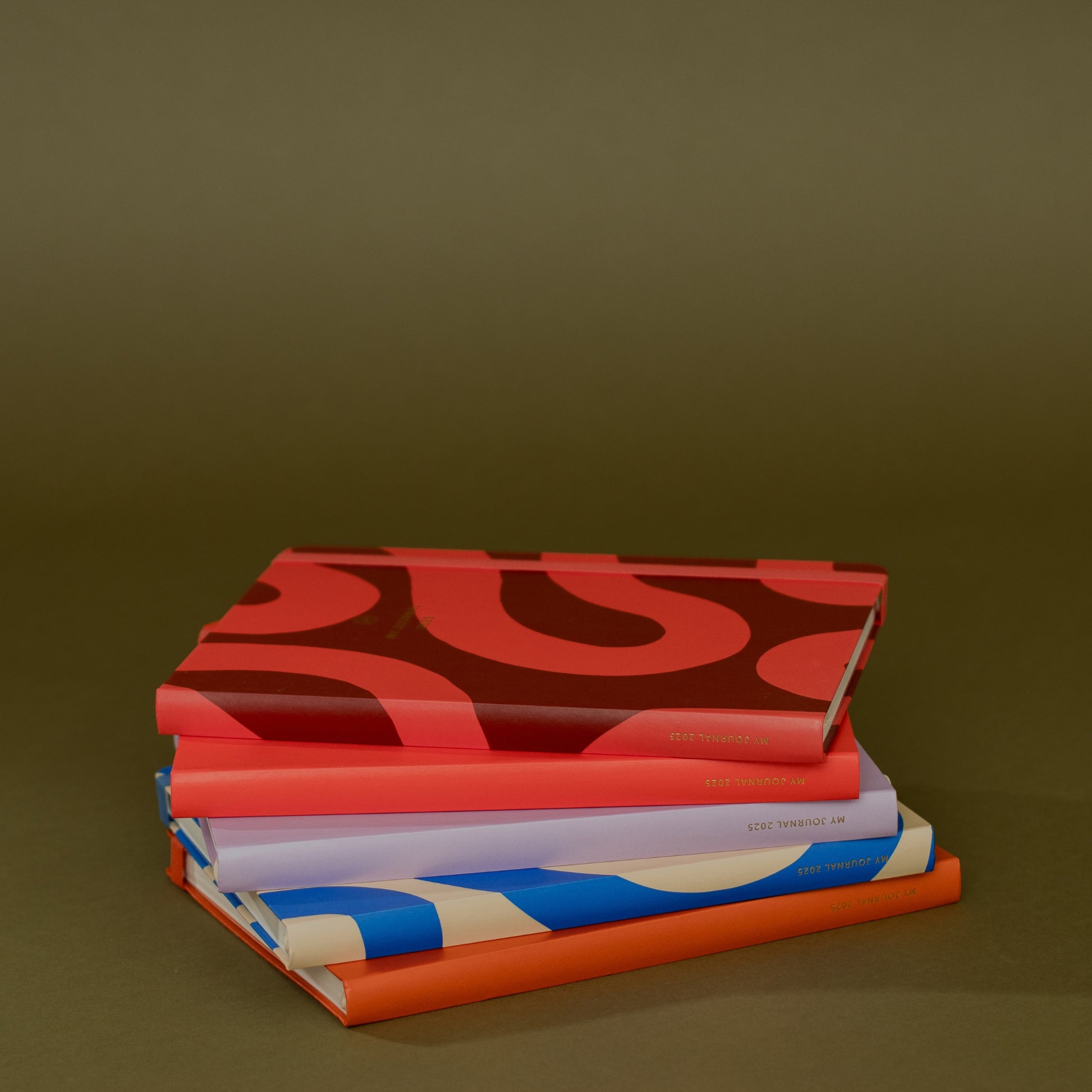 2025 My Journal Weekly Diary - Coral