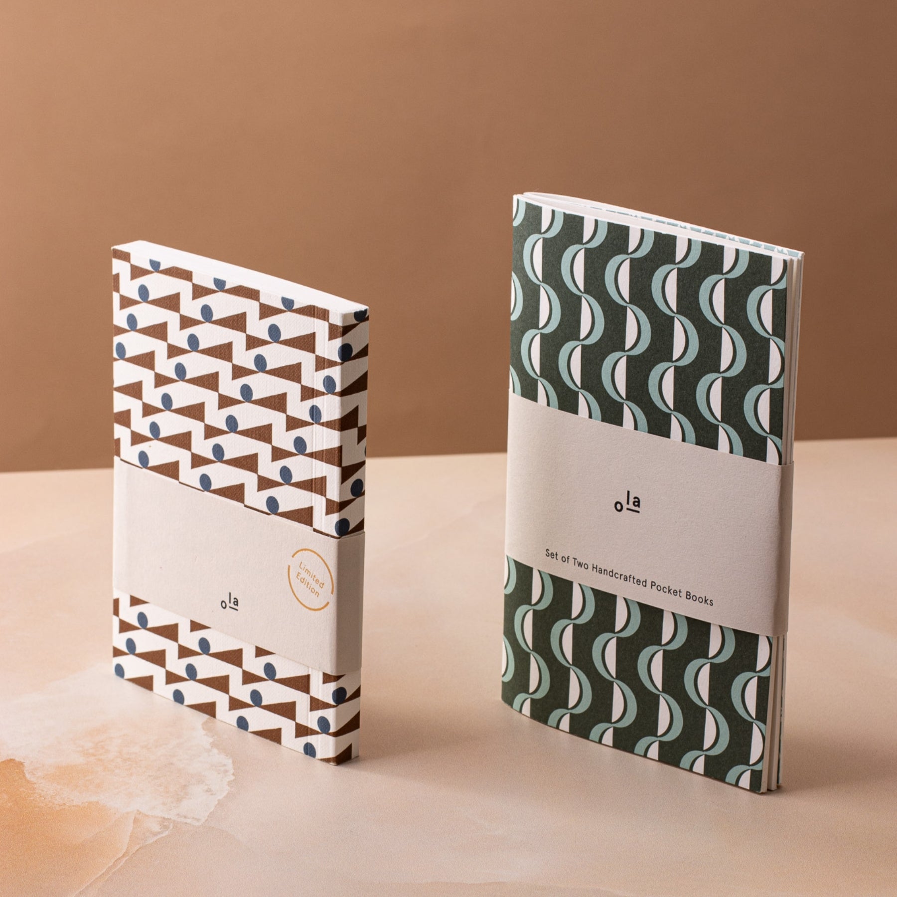 Layflat Weekly Undated Pocket Planner - Enid Brown and Blue