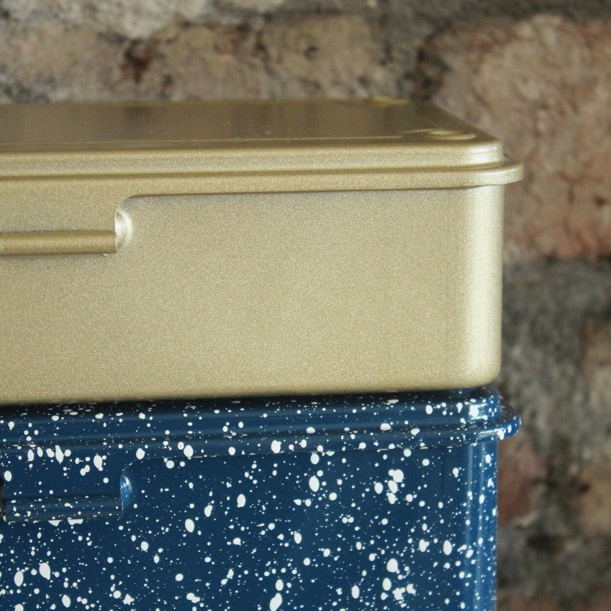 Trunk Shape Toolbox - Gold