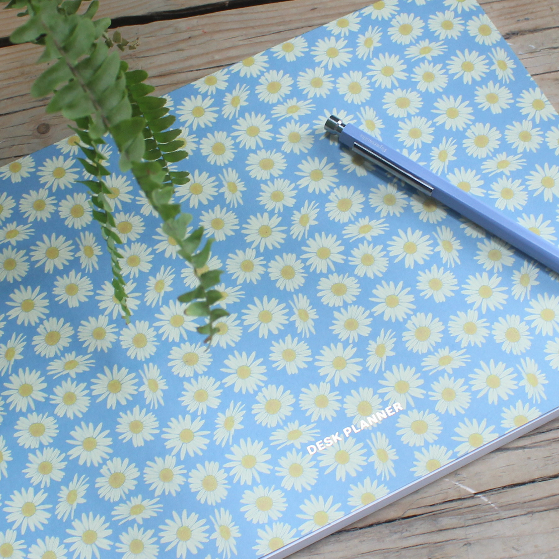 Desk Planner - Daisy Print