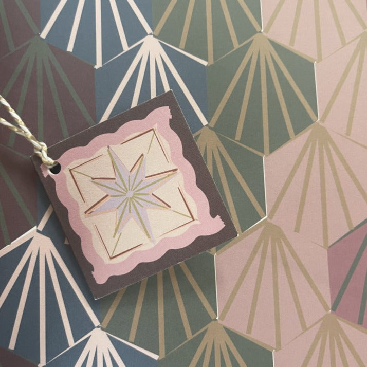 Gift Wrap Set - Jungle Deco Shells with Tags